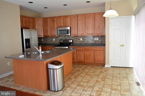 155 Penns Manor Dr, KENNETT SQUARE, PA, 19348-4713 | Card Image