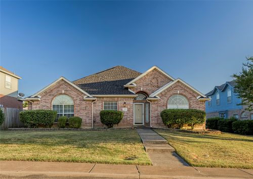 1532 Mill Creek Dr, DeSoto, TX, 75115-1705 | Card Image
