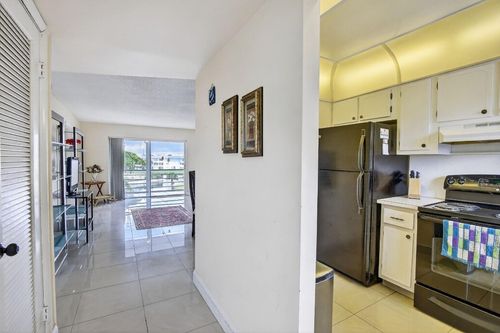 303-8100 Sunrise Lakes Blvd, Sunrise, FL, 33322-1592 | Card Image