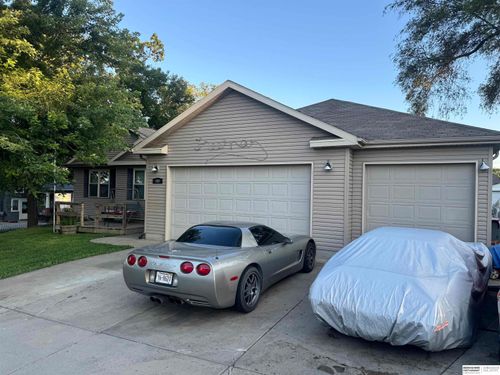 409 2nd St, Milford, NE, 68405-9503 | Card Image