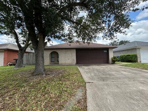 2009 Martin Ave, McAllen, TX, 78504-3855 | Card Image