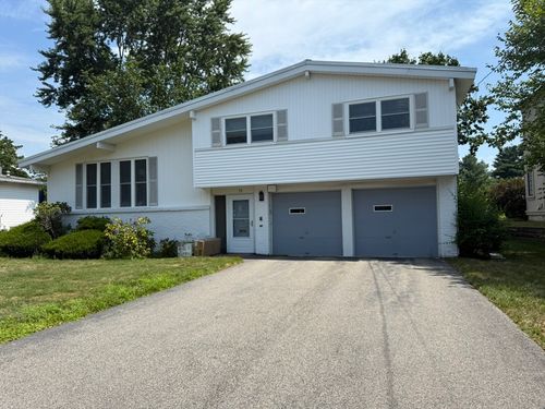 55 Esty Farm Rd, Newton, MA, 02459-3605 | Card Image