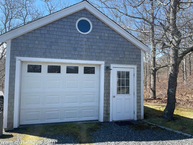 100 Gosnolds Way, House other with 4 bedrooms, 3 bathrooms and null parking in Chilmark MA | Image 38