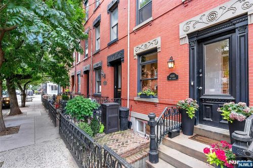 1008 Park Ave, Hoboken, NJ, 07030-4307 | Card Image