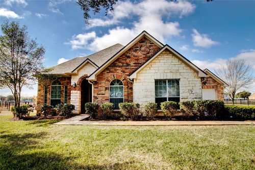 3327 River Bend Dr, Rosenberg, TX, 77471-4467 | Card Image