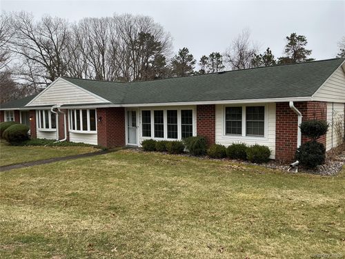 unit-b-207 Woodbridge Dr, Ridge, NY, 11961-8154 | Card Image