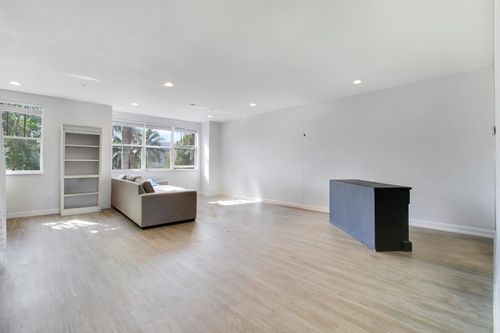3-500 Pacific Grove 3 Drive, West Palm Beach, FL, 33401 | Card Image