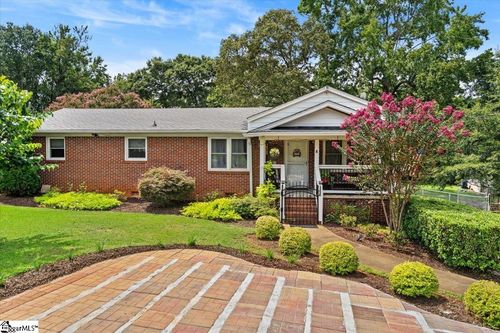 4 Rhonda Ct, Greenville, SC, 29617-8123 | Card Image