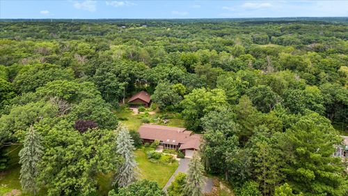 8665 Kimbro Ln N, Stillwater, MN, 55082-4507 | Card Image