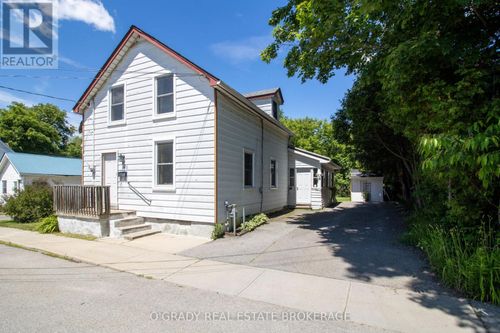 26 Delhi St, Brockville, ON, K6V4H3 | Card Image