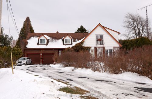 5687 Cherry St, South Dundas, ON, K0C1X0 | Card Image