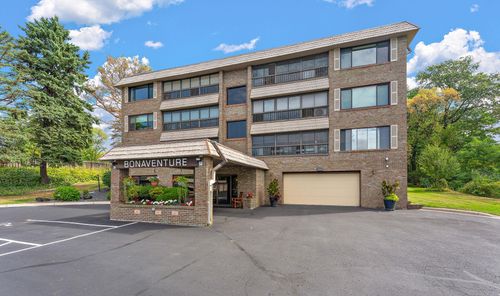 b5-3090 Lexington Ave N, Roseville, MN, 55113-1920 | Card Image