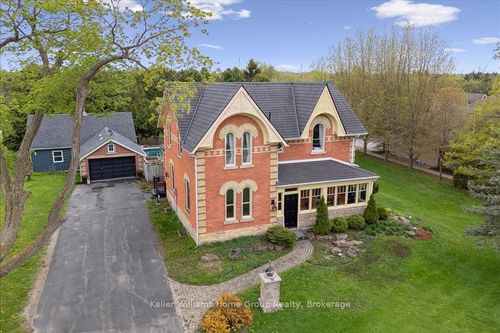 8077 Wellington Road 19, Fergus, ON, N1M2W4 | Card Image