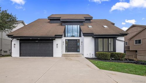 4117 Marlwood Dr, West Bloomfield, MI, 48323-2749 | Card Image