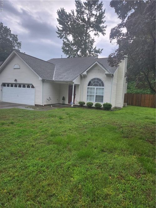515 Burton St, Hampton, VA, 23666-2191 | Card Image