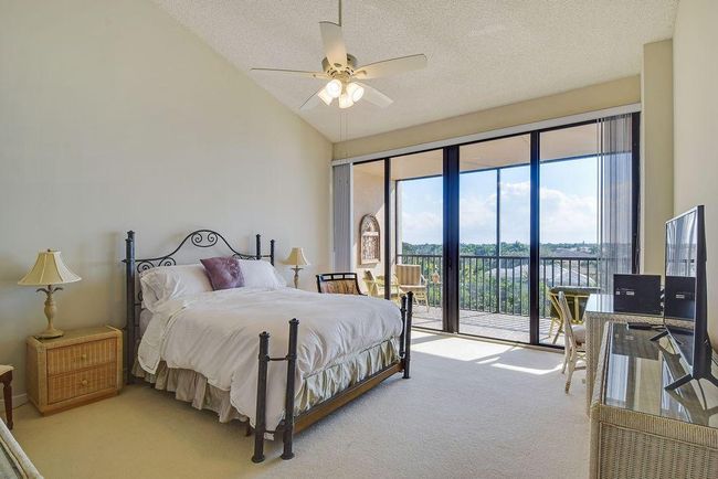 APT-614 - 11370 Twelve Oaks Way, Condo with 2 bedrooms, 2 bathrooms and null parking in North Palm Beach FL | Image 9