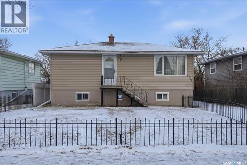 4708 4th Ave, Regina, SK, S4T0J1 | Card Image