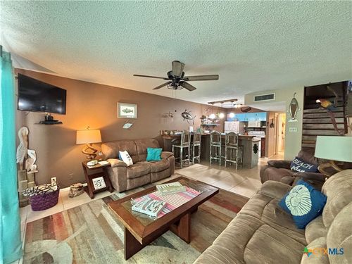 438 S 15th St, Port O Connor, TX, 77982-2036 | Card Image