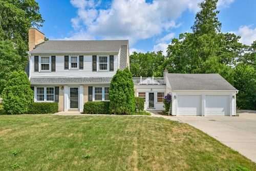 7620 W Drexel Avenue, Franklin, WI, 53132 | Card Image