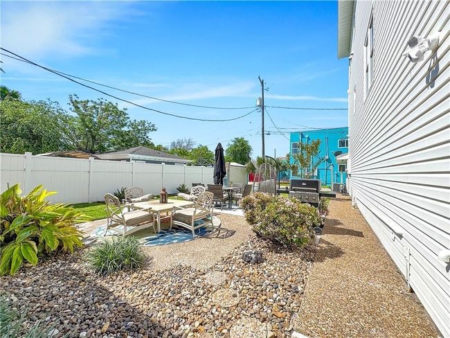 APT-3 - 1601 Ocean Dr, Condo with 2 bedrooms, 0 bathrooms and null parking in Corpus Christi TX | Image 6