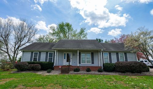 147 Flynn Rd, Gallatin, TN, 37066-8199 | Card Image