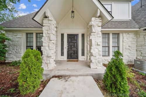 11033 E 66th St, Tulsa, OK, 74133-2604 | Card Image