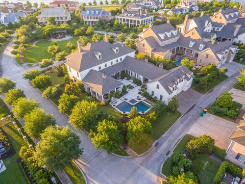 19 Cape Harbour Pl, The Woodlands, TX, 77380-2992 | Card Image