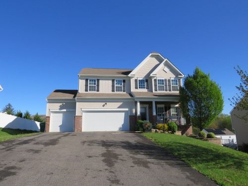 115 Naughton Cir, Evans City, PA, 16033-7742 | Card Image