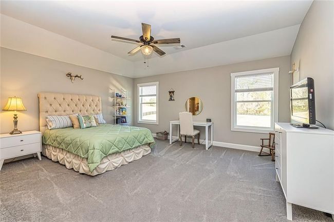 117 Lake Point Dr, House other with 4 bedrooms, 4 bathrooms and 5 parking in Williamson GA | Image 34