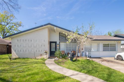 7110 Mahoning Dr, Houston, TX, 77074-3410 | Card Image