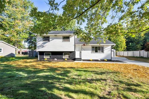 34450 Lewis St, North Ridgeville, OH, 44039-1928 | Card Image
