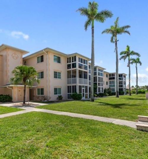 apt-b10-200 The Esplanade N, VENICE, FL, 34285-1560 | Card Image