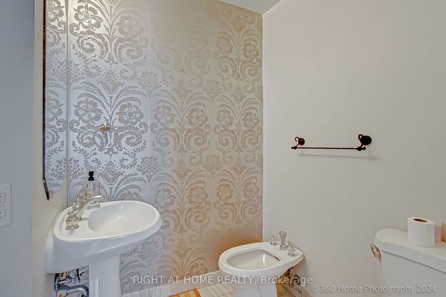 PH5 - 1 Belvedere Crt, Condo with 1 bedrooms, 2 bathrooms and 1 parking in Brampton ON | Image 19