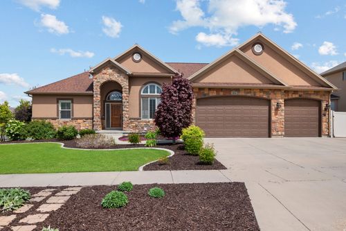 483 E Crystal Spring Dr, Draper, UT, 84020-5300 | Card Image