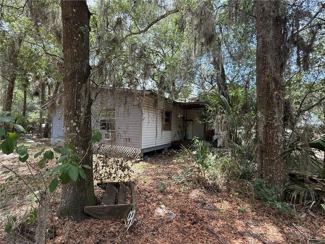 204 Lake St, House other with 2 bedrooms, 2 bathrooms and null parking in Osteen FL | Image 6