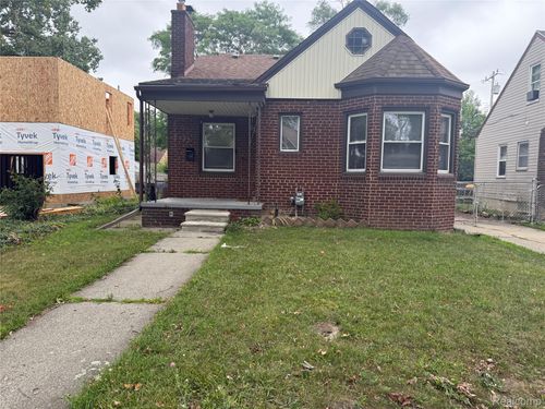 6732 Rockdale St, Dearborn Heights, MI, 48127-2546 | Card Image