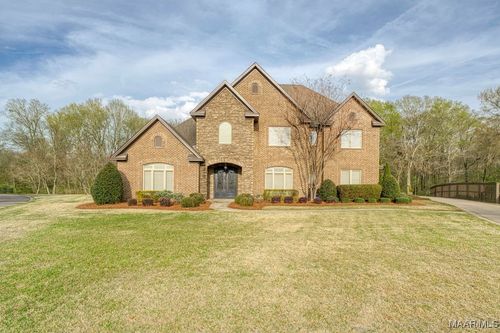 8209 Tuscany Mnr, Montgomery, AL, 36117-5624 | Card Image