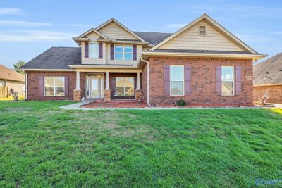 304 Summerglen Road Sw, House other with 5 bedrooms, 3 bathrooms and null parking in Madison AL | Image 1