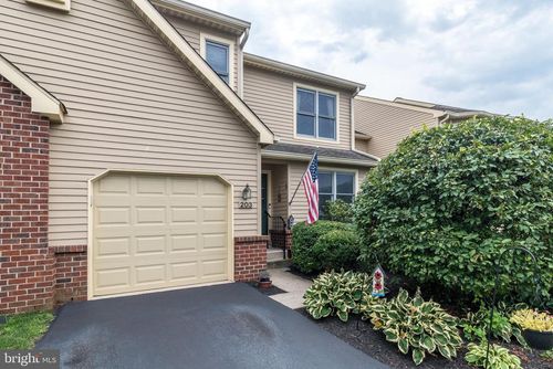 203 Pinecrest Ln, LANSDALE, PA, 19446-1474 | Card Image