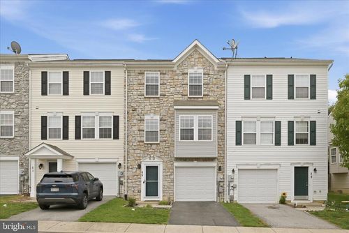 45 Eldon Dr, CHARLES TOWN, WV, 25414-5507 | Card Image