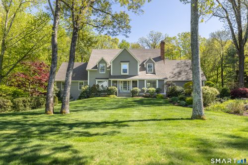 86 Blueberry Ln, Shelton, CT, 06484-3755 | Card Image