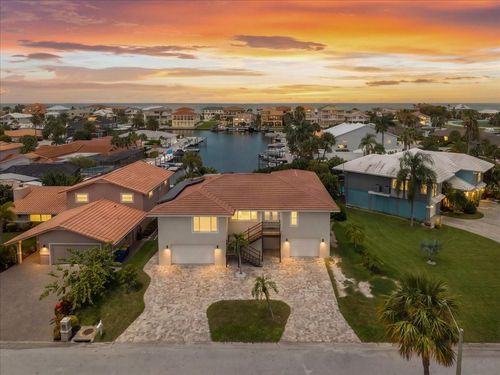5151 Porpoise Pl, NEW PORT RICHEY, FL, 34652-3020 | Card Image