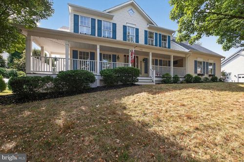 608 E G St, PURCELLVILLE, VA, 20132-3331 | Card Image