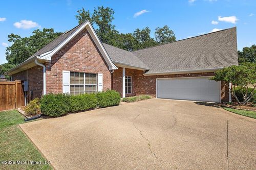 728 Woodrun Drive, Pearl, MS, 39208 | Card Image