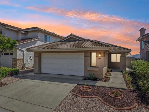 2491 Moonlight Gln, Escondido, CA, 92026-3850 | Card Image
