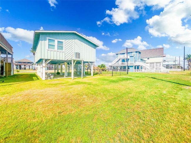 13106 Coronado Dr, House other with 2 bedrooms, 1 bathrooms and null parking in Freeport TX | Image 5