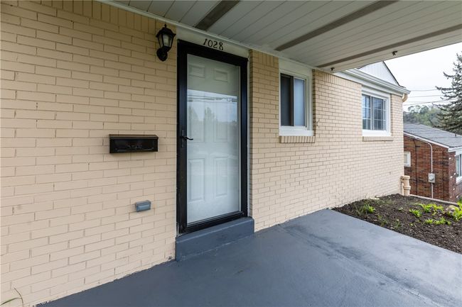 1028 Roseanne Ave, House other with 3 bedrooms, 2 bathrooms and 5 parking in Pittsburgh PA | Image 4