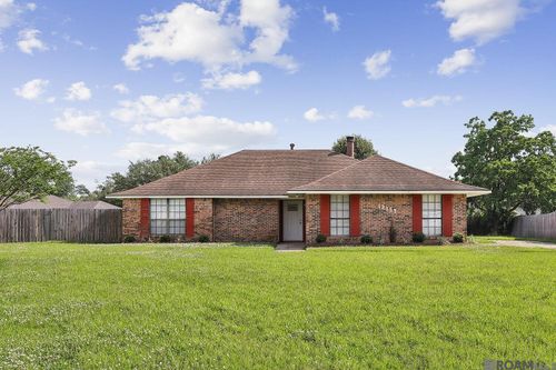 12157 E Banofax Ave, Baton Rouge, LA, 70814-7715 | Card Image