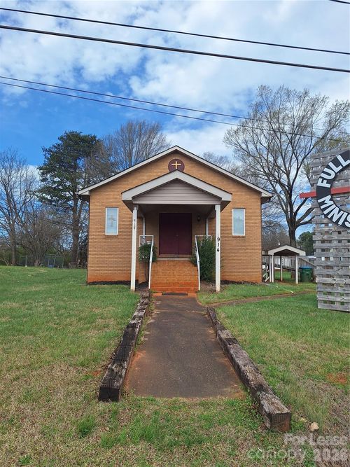 914 W Carolina Ave, Bessemer City, NC, 28016-2210 | Card Image