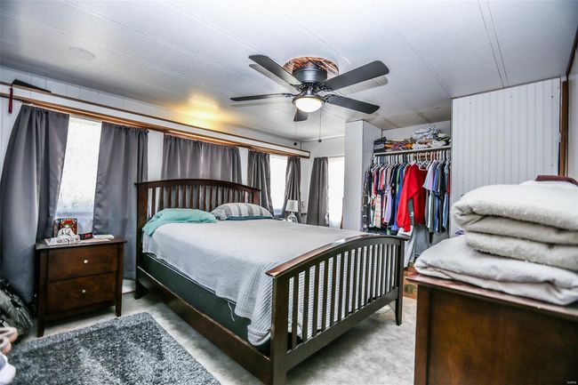 5507 Sassafras Ln, House other with 6 bedrooms, 3 bathrooms and 9 parking in High Ridge MO | Image 33